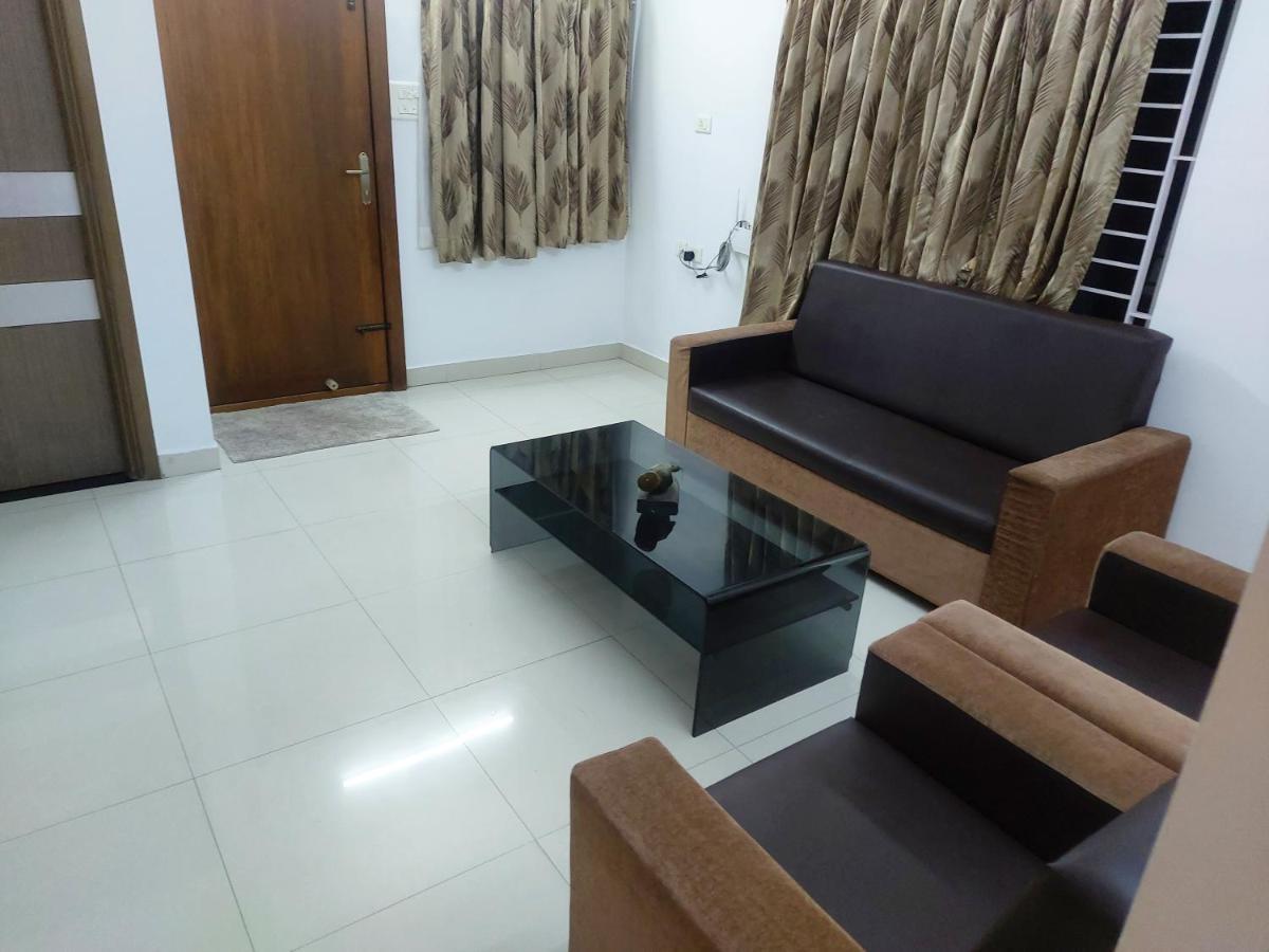 Avuraa Hospitality India Hotel Chennai Exterior foto