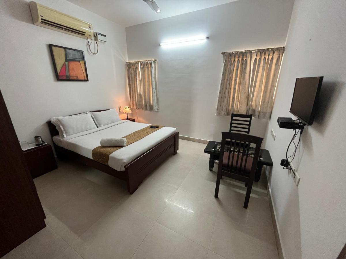 Avuraa Hospitality India Hotel Chennai Exterior foto