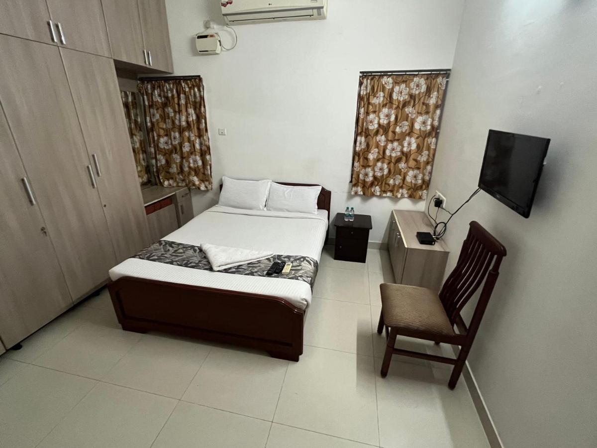 Avuraa Hospitality India Hotel Chennai Exterior foto