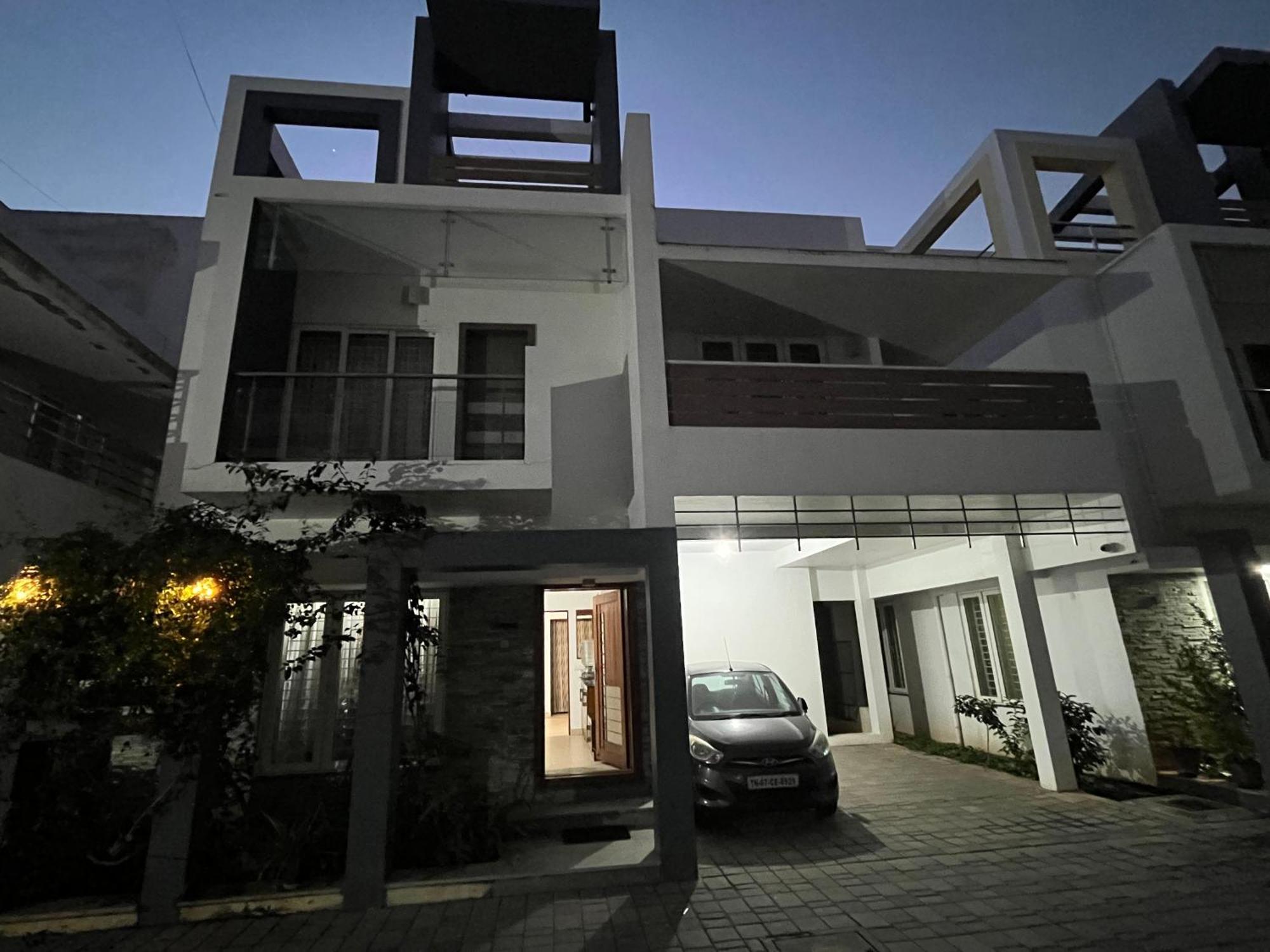 Avuraa Hospitality India Hotel Chennai Exterior foto
